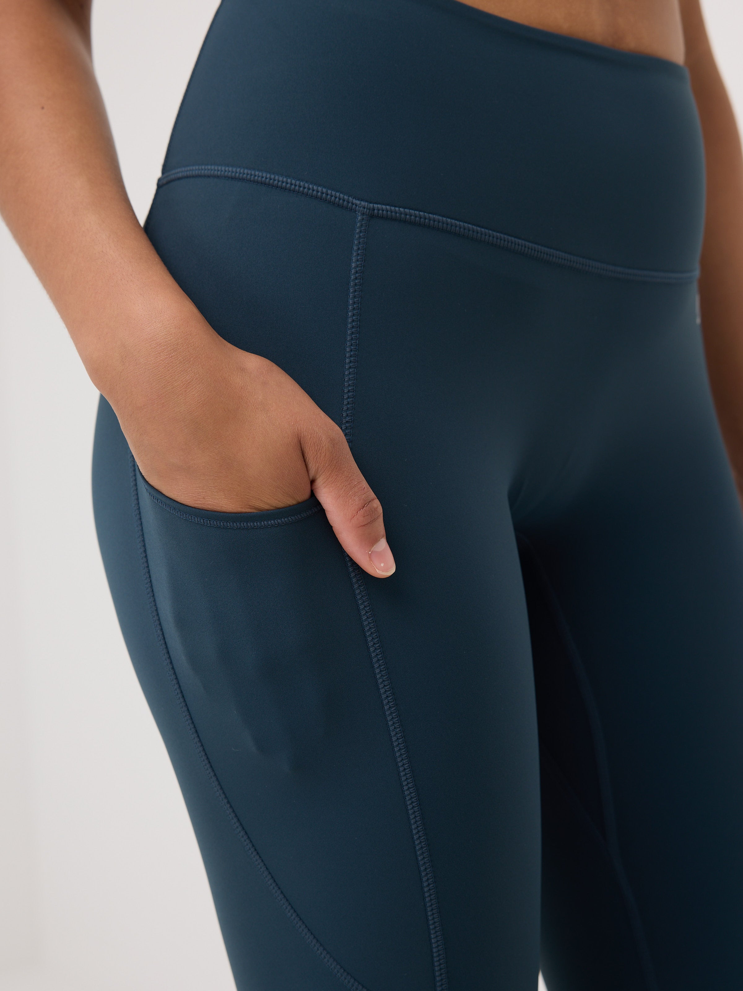 Ellie Ultralight Pocket Tights