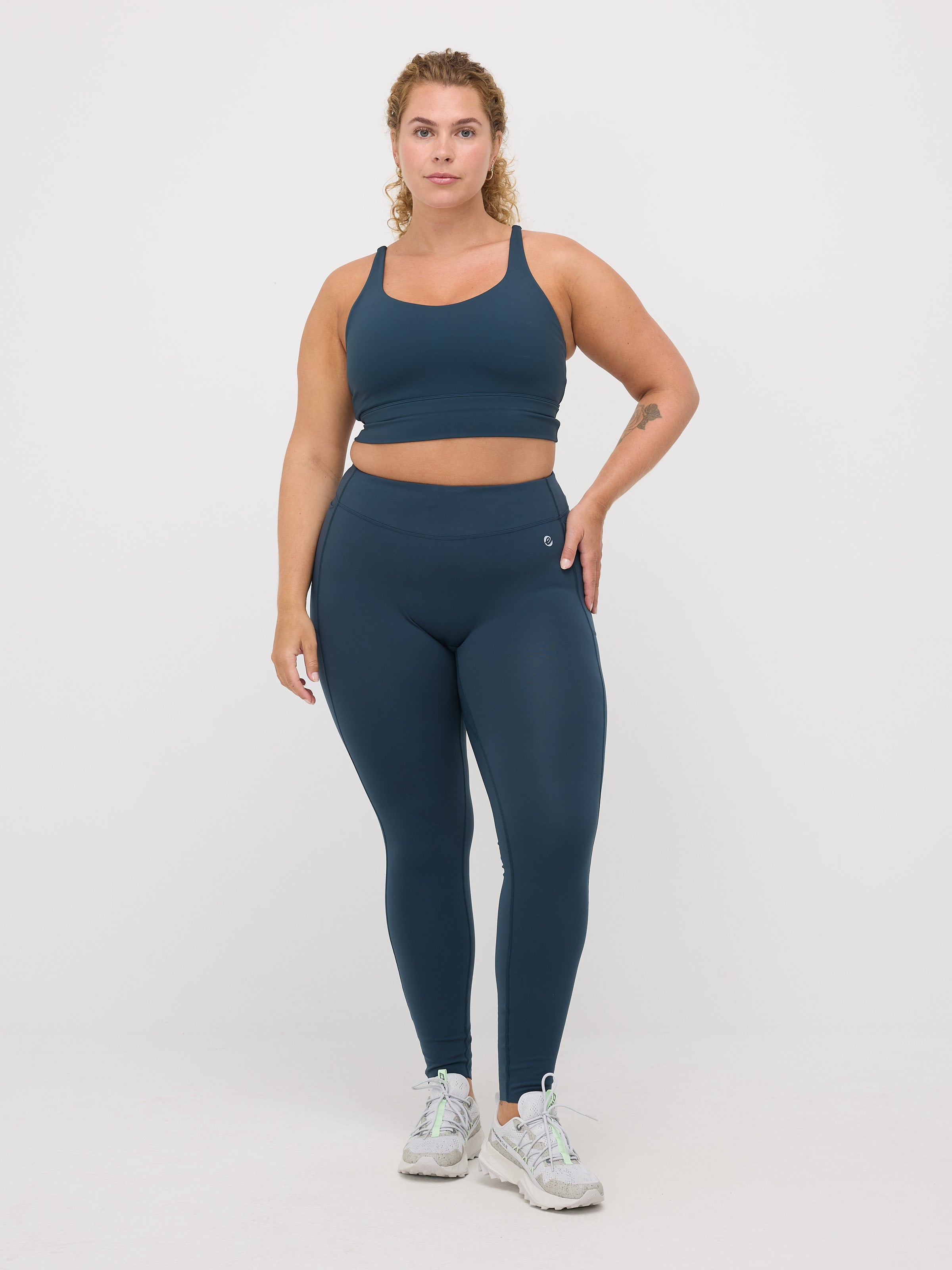 Jadie Complete Pocket Tights