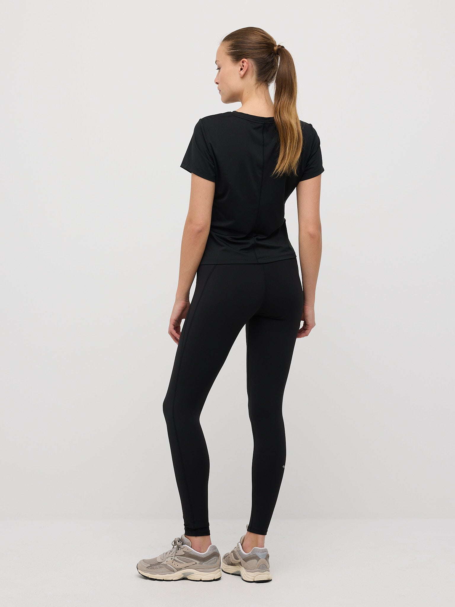 Chloe Tee