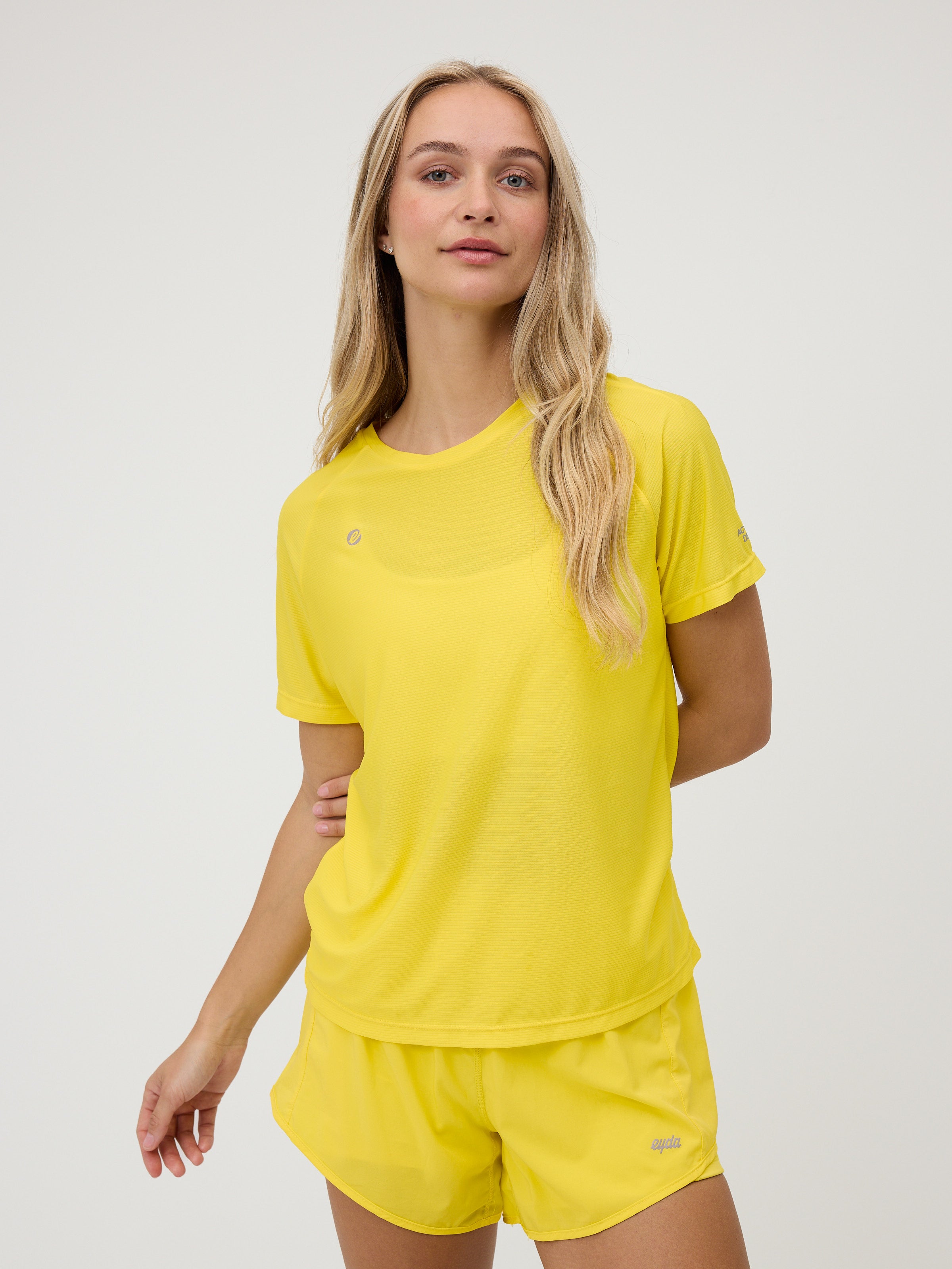 Lecia Tee