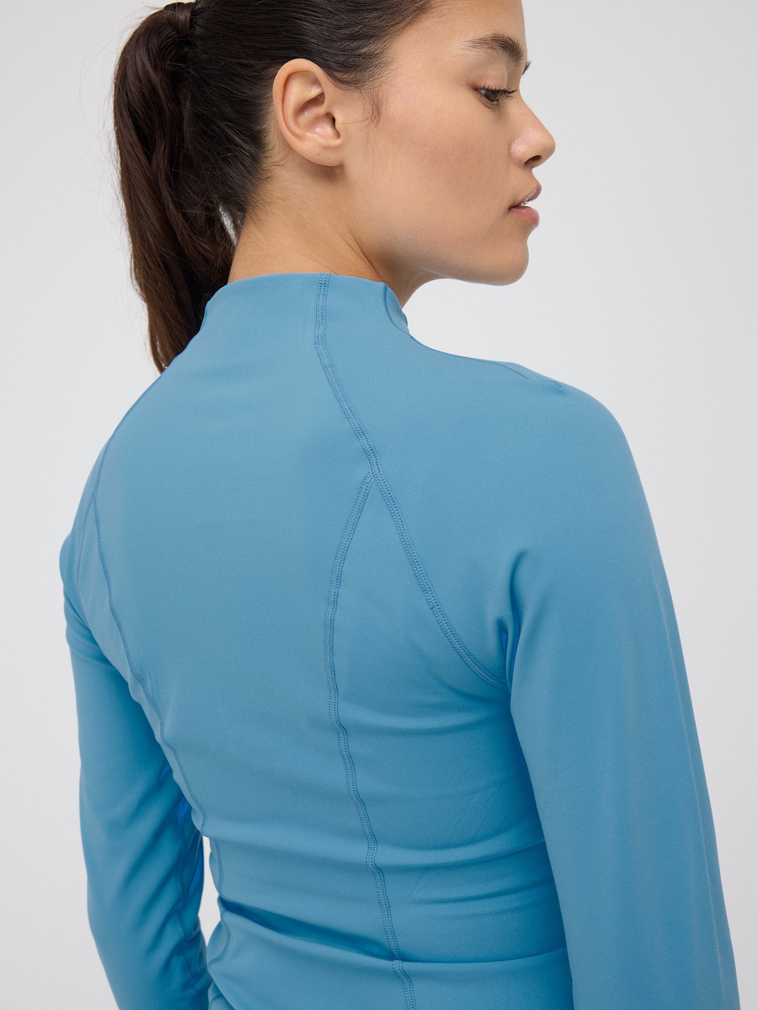 Caya Zip Long Sleeve