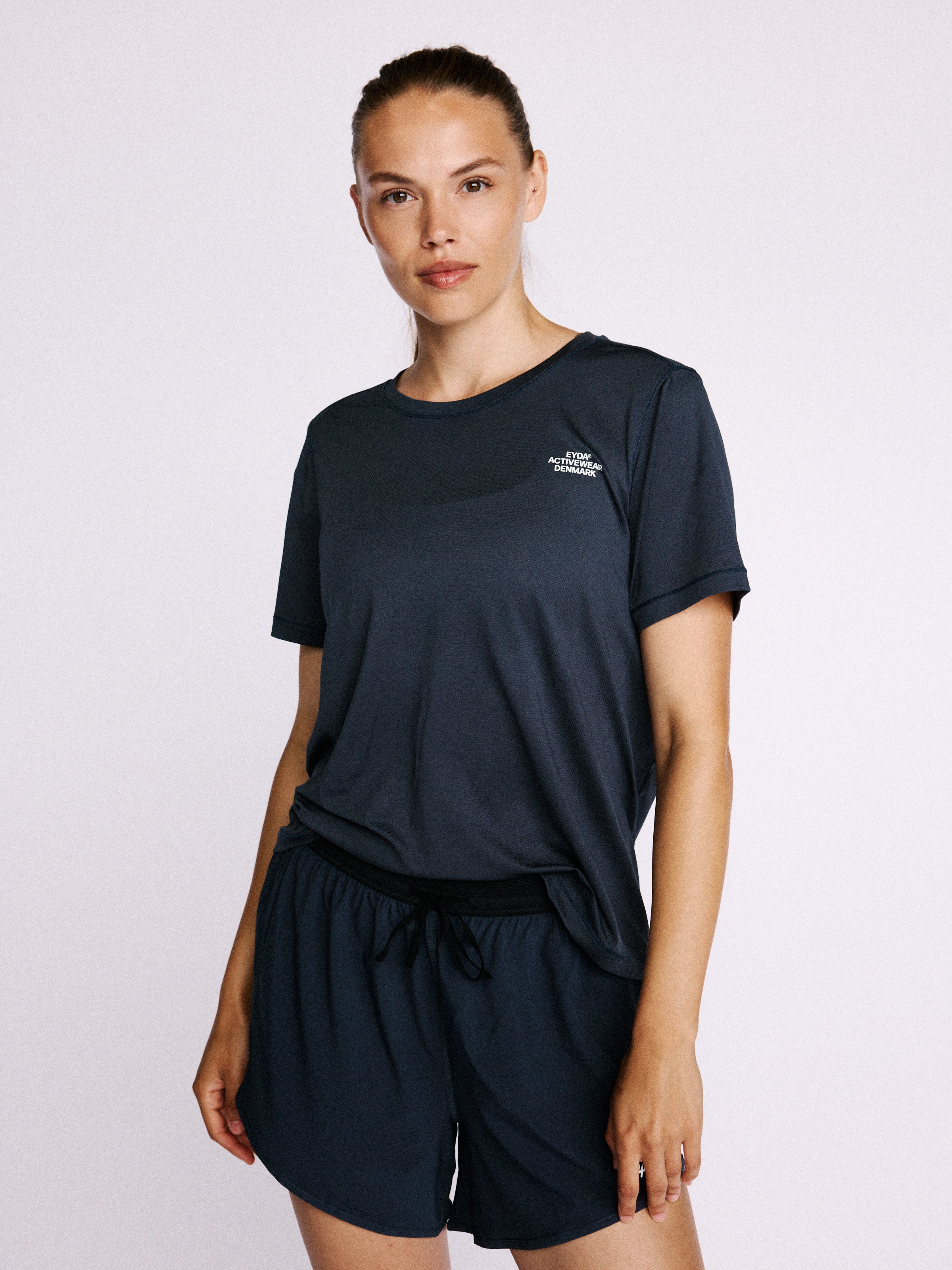 Freja Tee