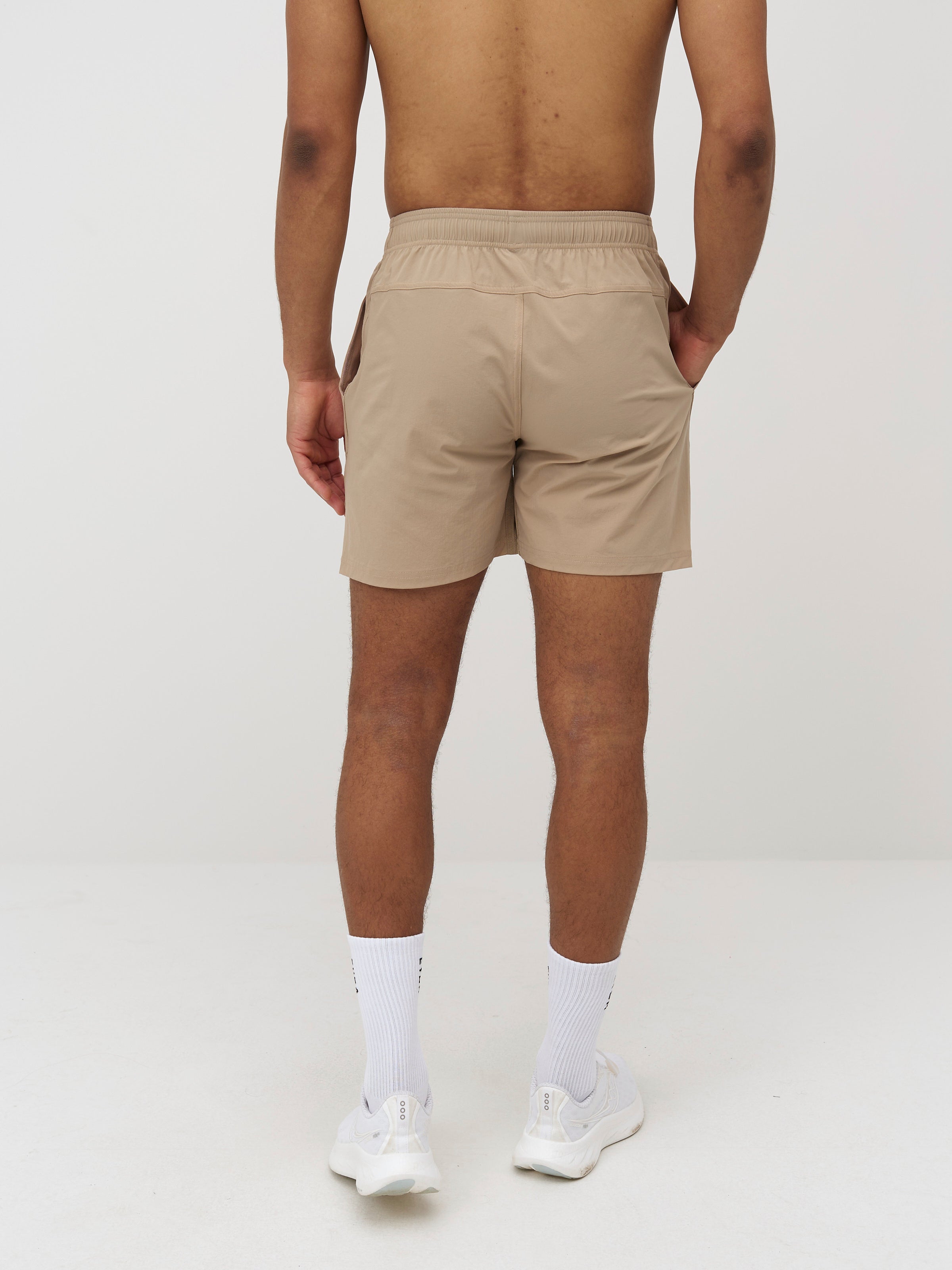 Lucas Shorts 6"