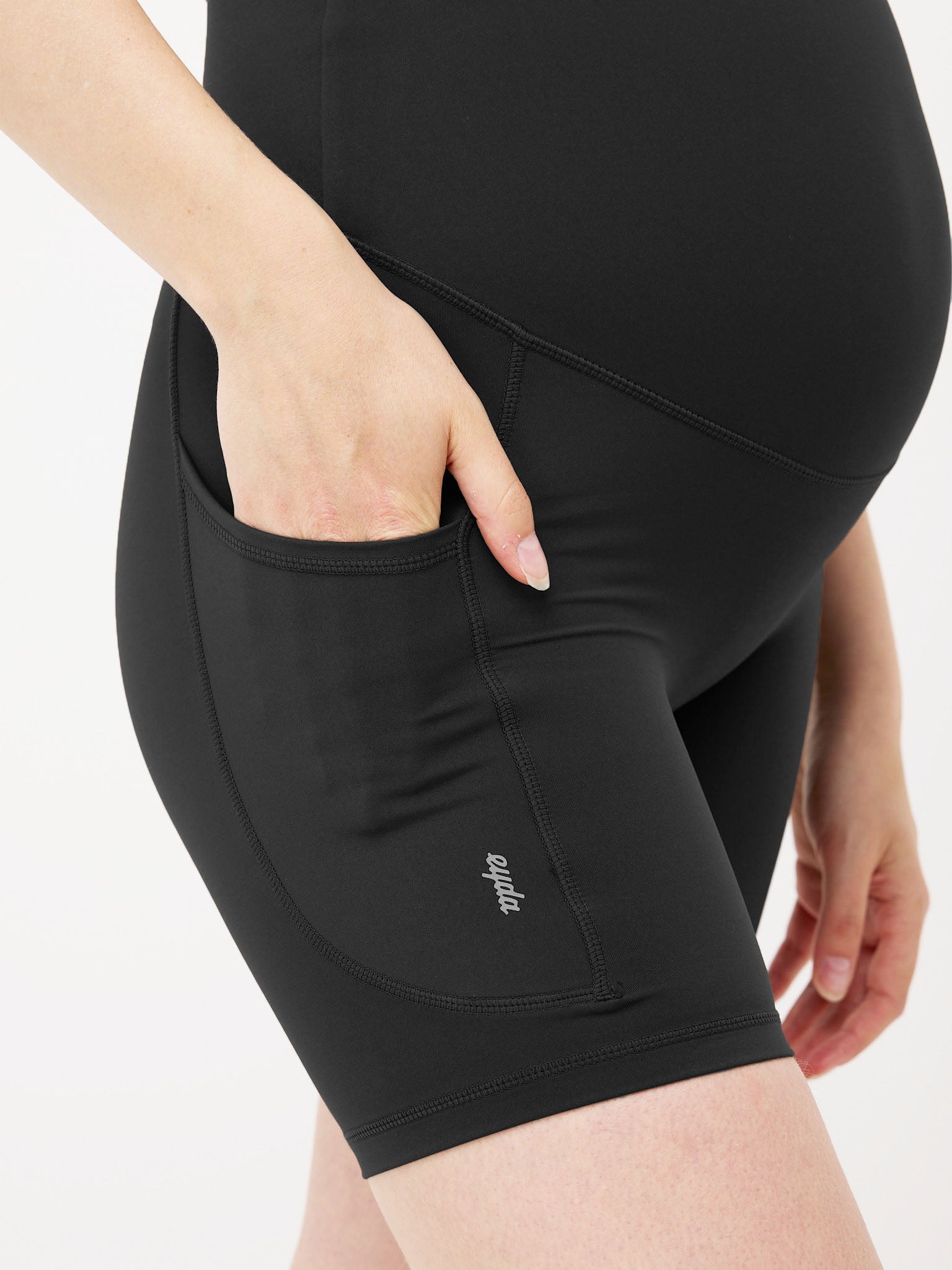 Milla Ultralight Preggo Pocket Shorts