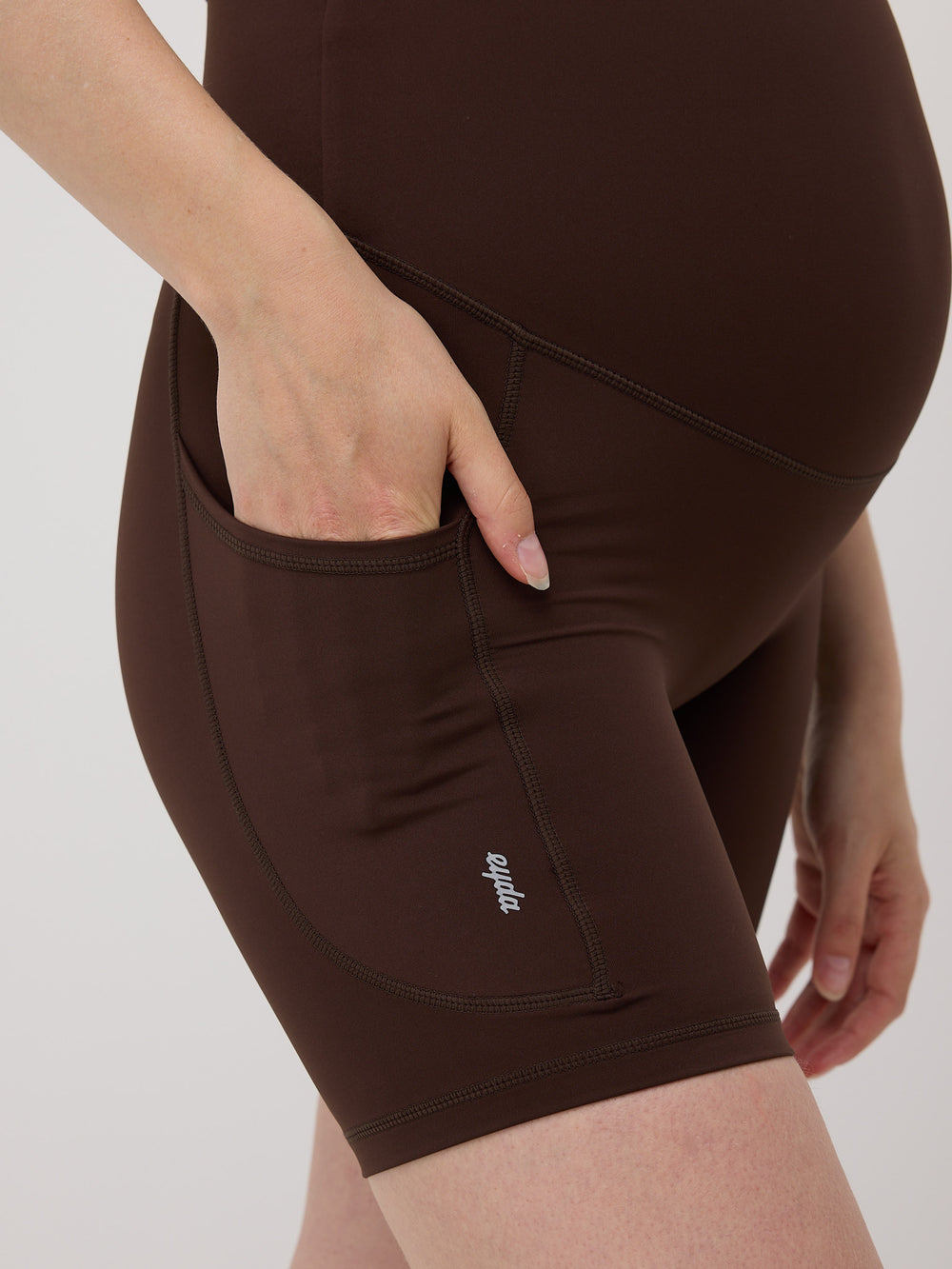 Milla Ultralight Preggo Pocket Shorts