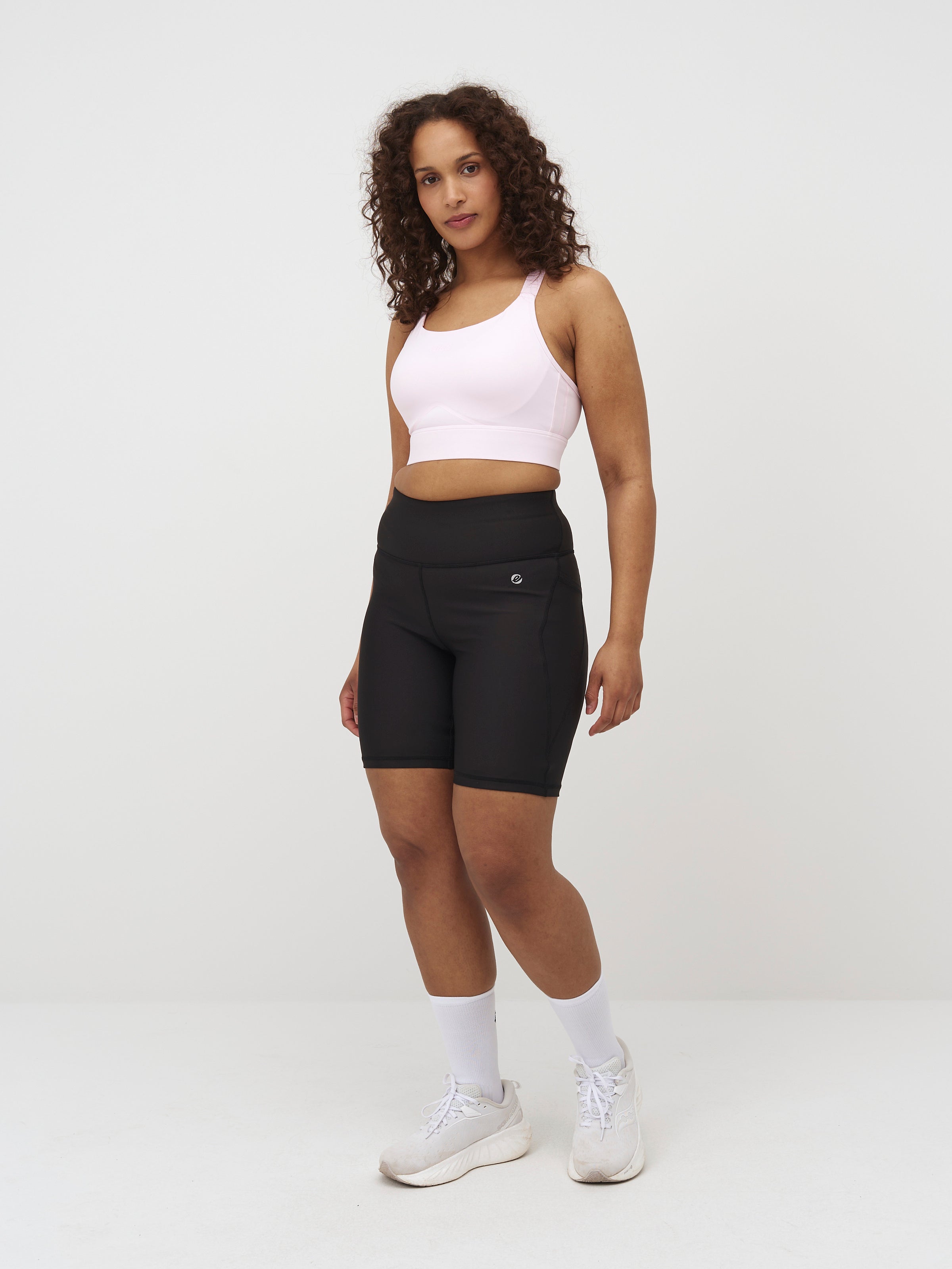 Sarah 2.0 Covermax Pocket Shorts 8"