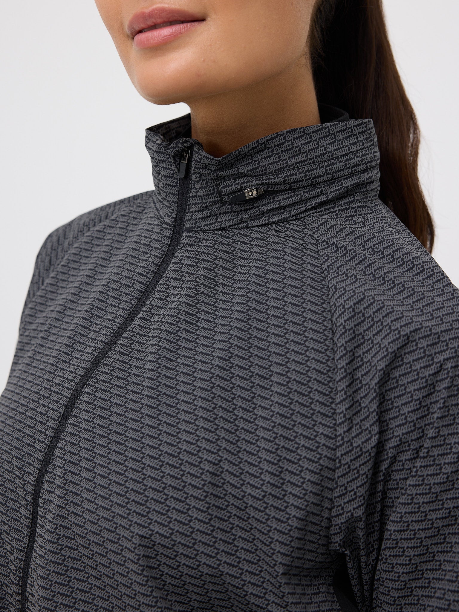 Tyla Running Jacket