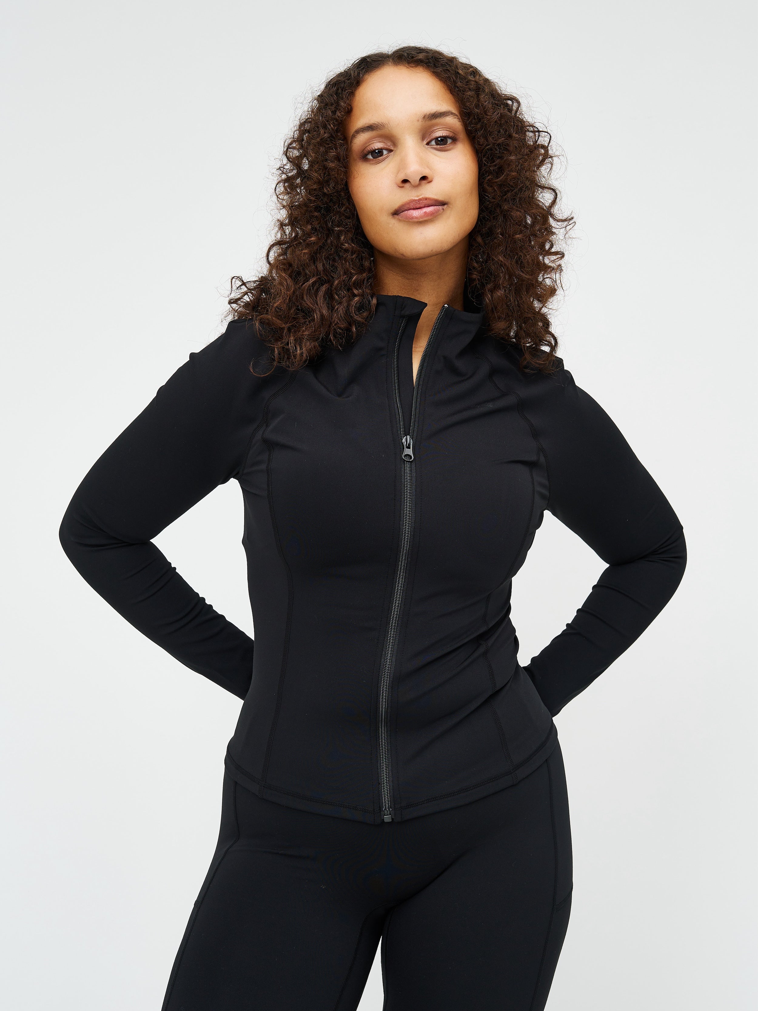 Caya Zip Long Sleeve