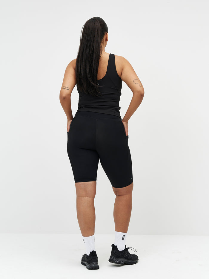 Trine Ultralight Pocket Long Shorts 9,5"