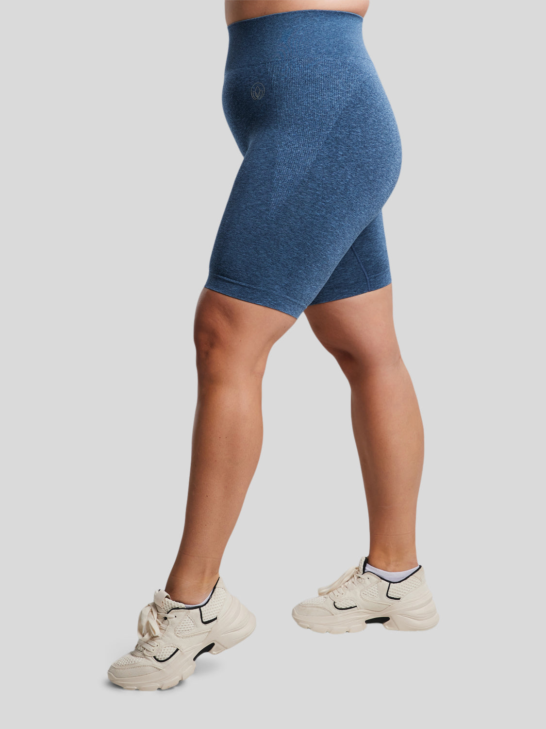 seamless shorts i farven blue melange